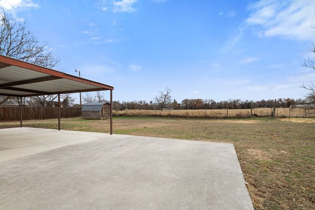 202 Blocker Street, Bridgeport, TX 76426