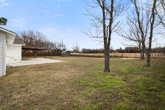202 Blocker Street, Bridgeport, TX 76426
