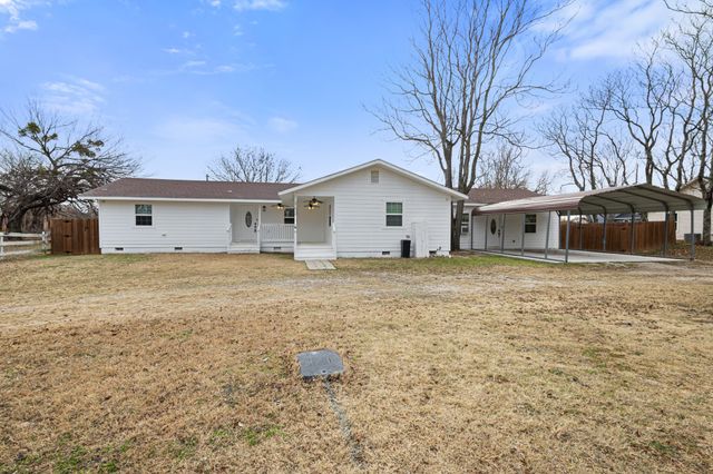 202 Blocker Street, Bridgeport, TX 76426