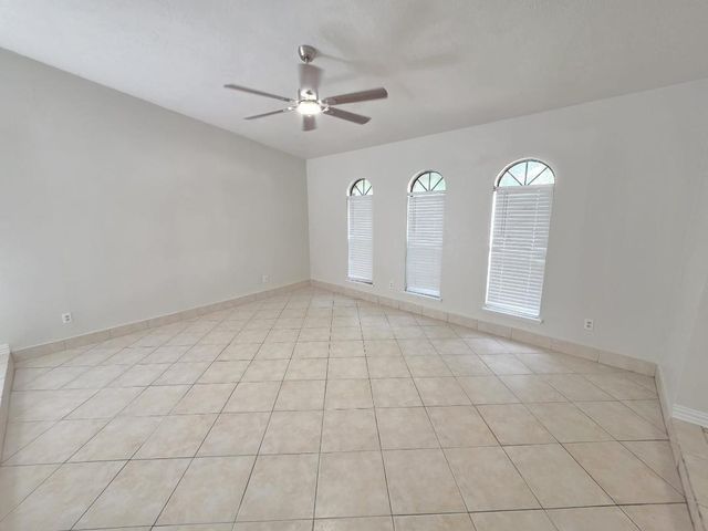 15630 Camino Del Sol Drive, Houston, TX 77083