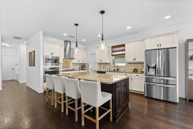 10274 BLOSSOM TRAIL, Seminole, FL 33772