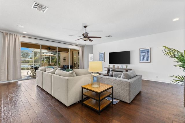 10274 BLOSSOM TRAIL, Seminole, FL 33772