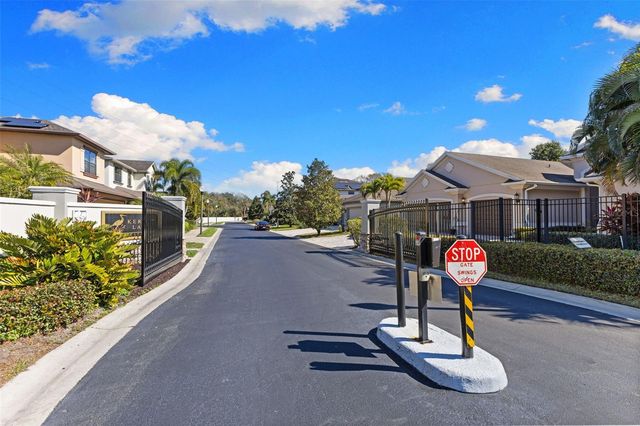 10274 BLOSSOM TRAIL, Seminole, FL 33772