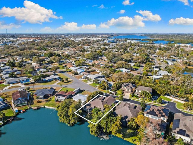 10274 BLOSSOM TRAIL, Seminole, FL 33772
