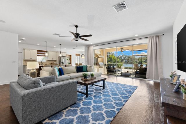 10274 BLOSSOM TRAIL, Seminole, FL 33772