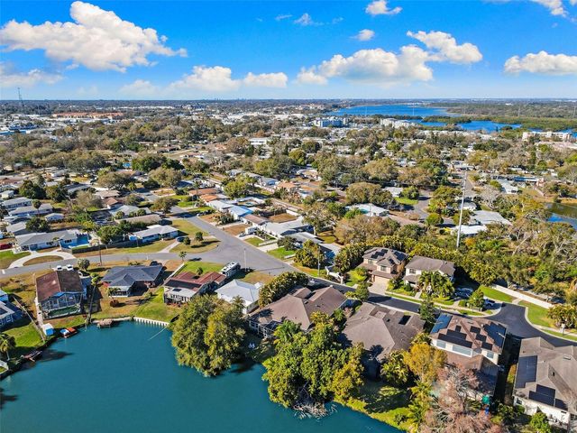 10274 BLOSSOM TRAIL, Seminole, FL 33772