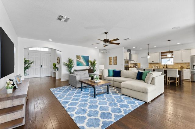 10274 BLOSSOM TRAIL, Seminole, FL 33772