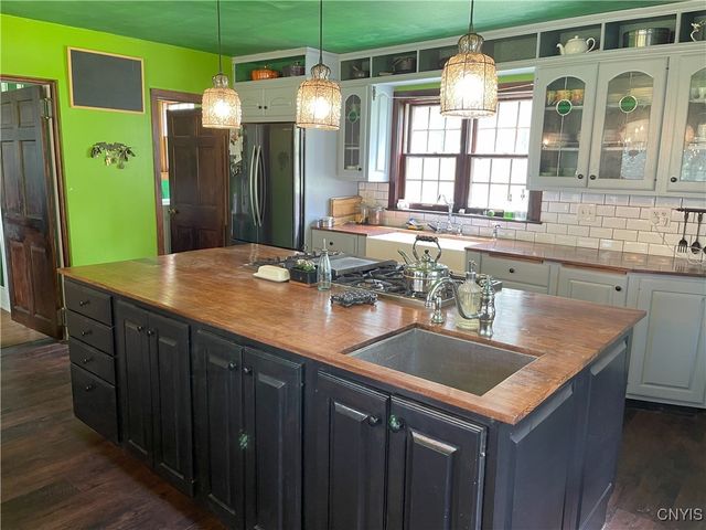 11159 State Route 34, Cato, NY 13033