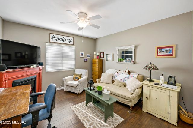 1939 S San Vincent Drive, Green Valley, AZ 85614