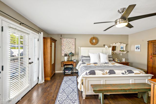 1939 S San Vincent Drive, Green Valley, AZ 85614