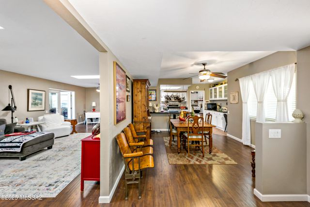 1939 S San Vincent Drive, Green Valley, AZ 85614