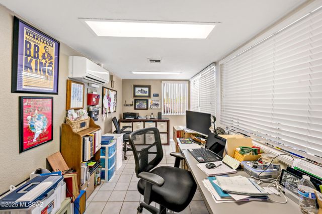 1939 S San Vincent Drive, Green Valley, AZ 85614