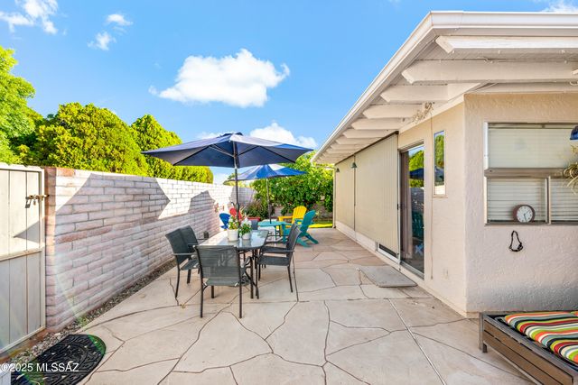 1939 S San Vincent Drive, Green Valley, AZ 85614