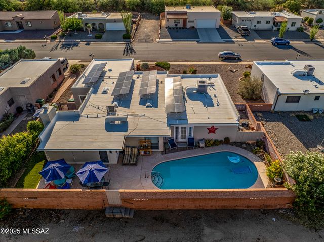 1939 S San Vincent Drive, Green Valley, AZ 85614