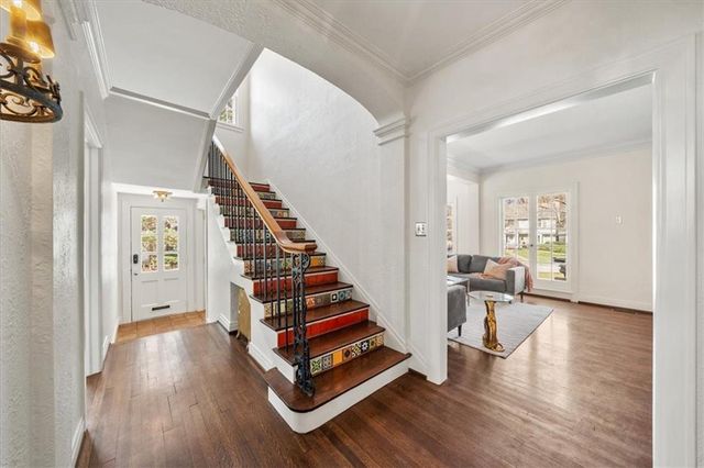 1205 W 60th Terrace, Kansas City, MO 64113