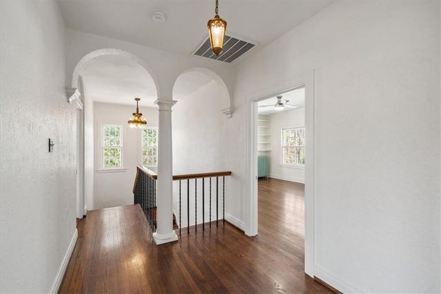 1205 W 60th Terrace, Kansas City, MO 64113