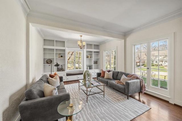 1205 W 60th Terrace, Kansas City, MO 64113