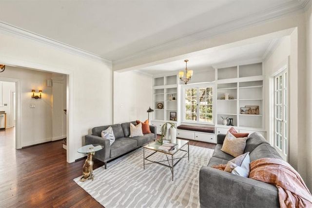 1205 W 60th Terrace, Kansas City, MO 64113