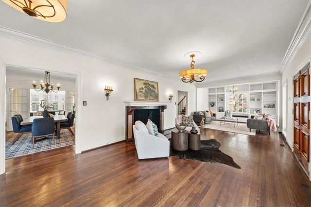 1205 W 60th Terrace, Kansas City, MO 64113