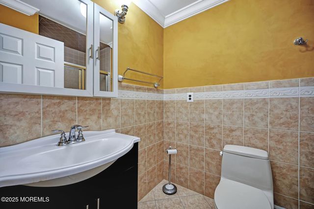 236 Medford Court G, Manalapan, NJ 07726