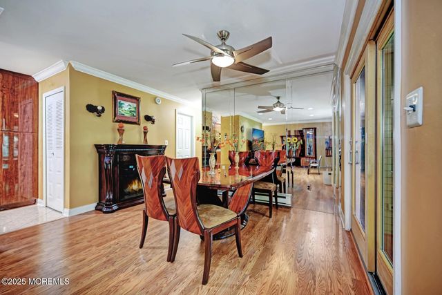 236 Medford Court G, Manalapan, NJ 07726