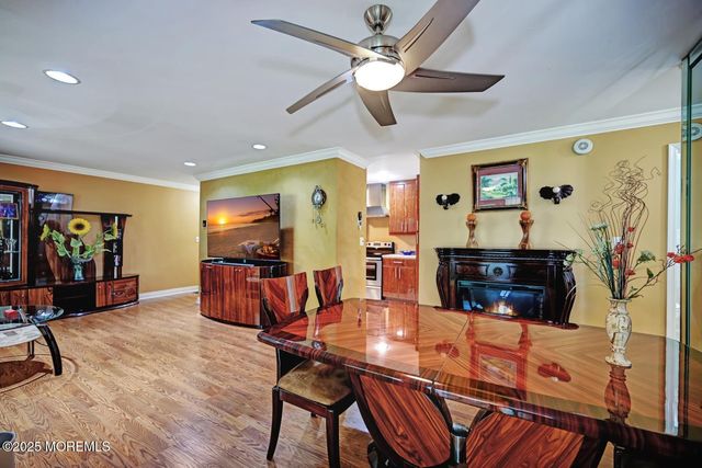 236 Medford Court G, Manalapan, NJ 07726