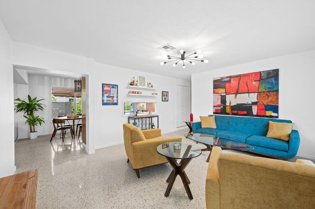 409 NW 27th Street, Wilton Manors, FL 33311