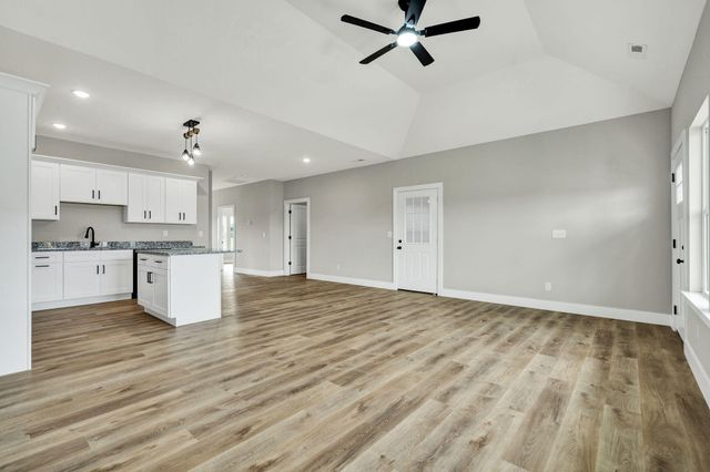 1080 Congress Parkway, N, Athens, TN 37303