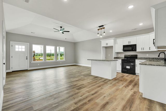 1080 Congress Parkway, N, Athens, TN 37303