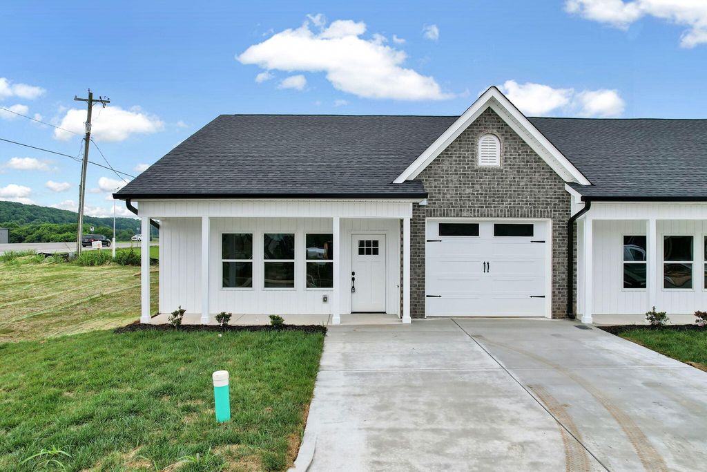 1080 Congress Parkway, N, Athens, TN 37303
