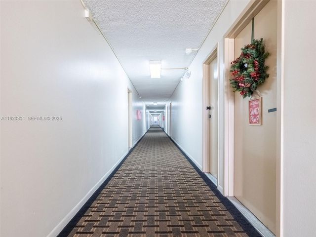 6600 Cypress Rd 406, Plantation, FL 33317