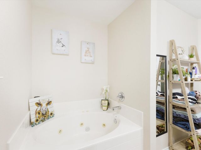 1745 Colorado Drive, Burleson, TX 76028