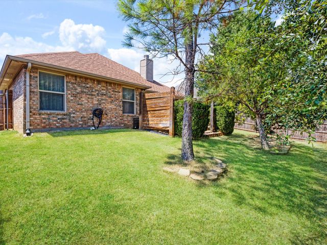 1745 Colorado Drive, Burleson, TX 76028