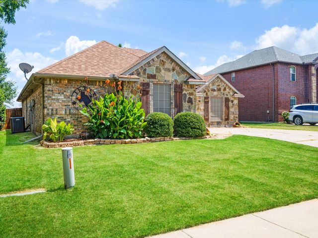 1745 Colorado Drive, Burleson, TX 76028