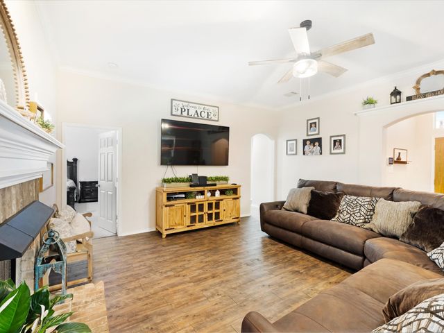 1745 Colorado Drive, Burleson, TX 76028