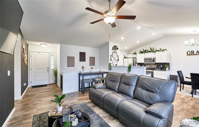 6 Crow Court, Troy, MO 63379