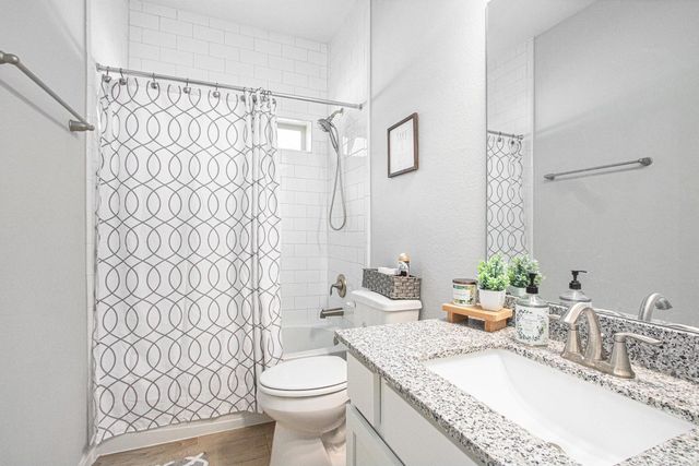 1663 Morgan Trail Drive, Alvin, TX 77511