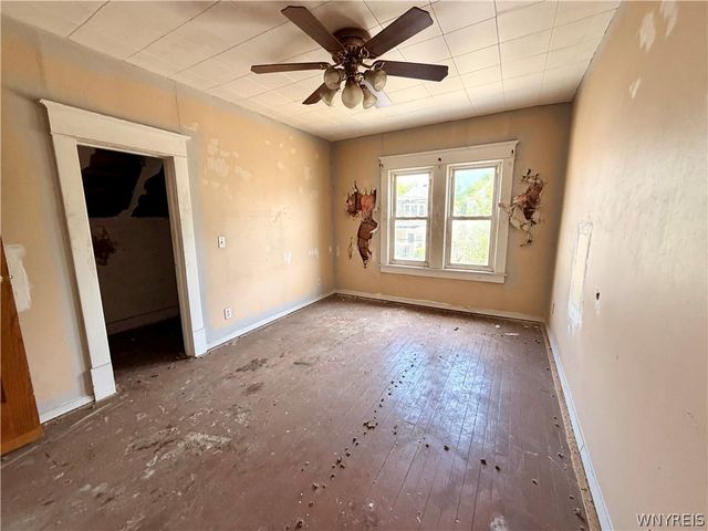 52 Stephenson Avenue, West Seneca, NY 14224