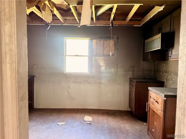 52 Stephenson Avenue, West Seneca, NY 14224