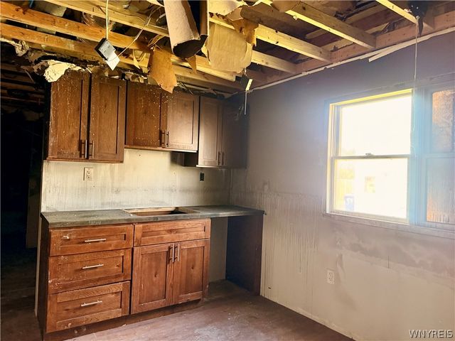 52 Stephenson Avenue, West Seneca, NY 14224