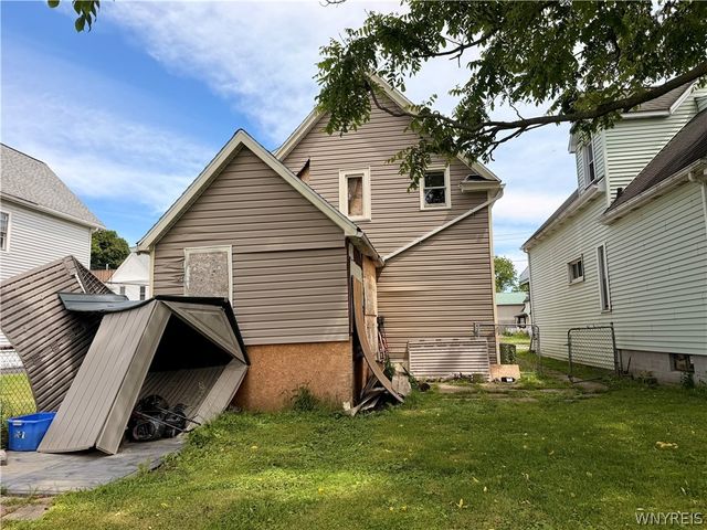 52 Stephenson Avenue, West Seneca, NY 14224