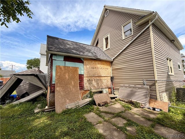 52 Stephenson Avenue, West Seneca, NY 14224