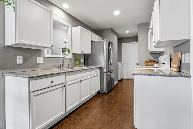 5736 2nd Place, Lubbock, TX 79416