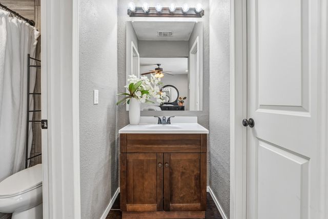 5736 2nd Place, Lubbock, TX 79416