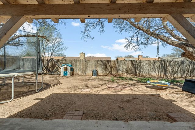 5736 2nd Place, Lubbock, TX 79416