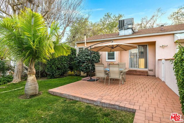 702 N Reese Place, Burbank, CA 91506