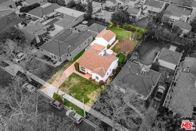 702 N Reese Place, Burbank, CA 91506