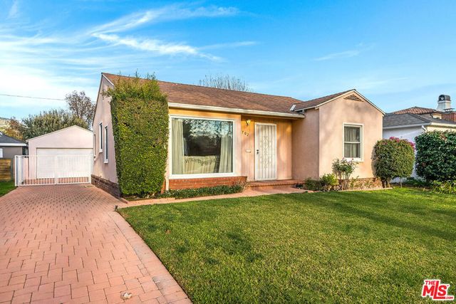 702 N Reese Place, Burbank, CA 91506