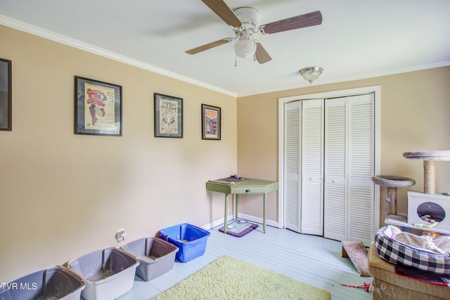 2111 East Watauga Avenue, Johnson City, TN 37601