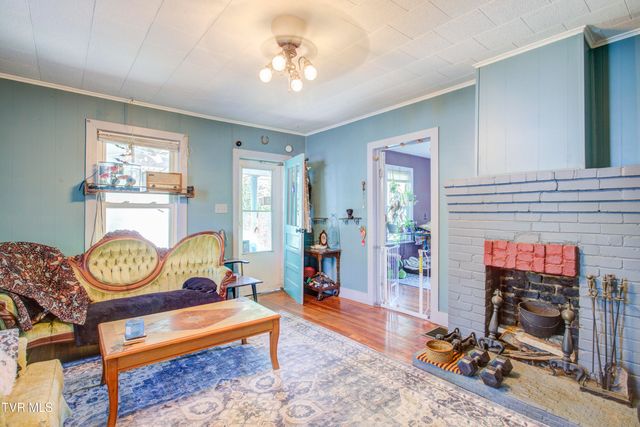 2111 East Watauga Avenue, Johnson City, TN 37601